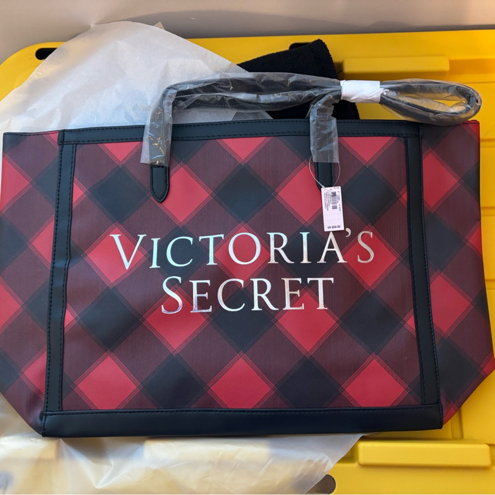 NWT Victoria Secret Tote